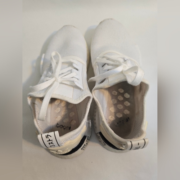 Adidas NMD R1 J Boost Triple White' FW0432 Women's Size 5 1/2 - Picture 7 of 12
